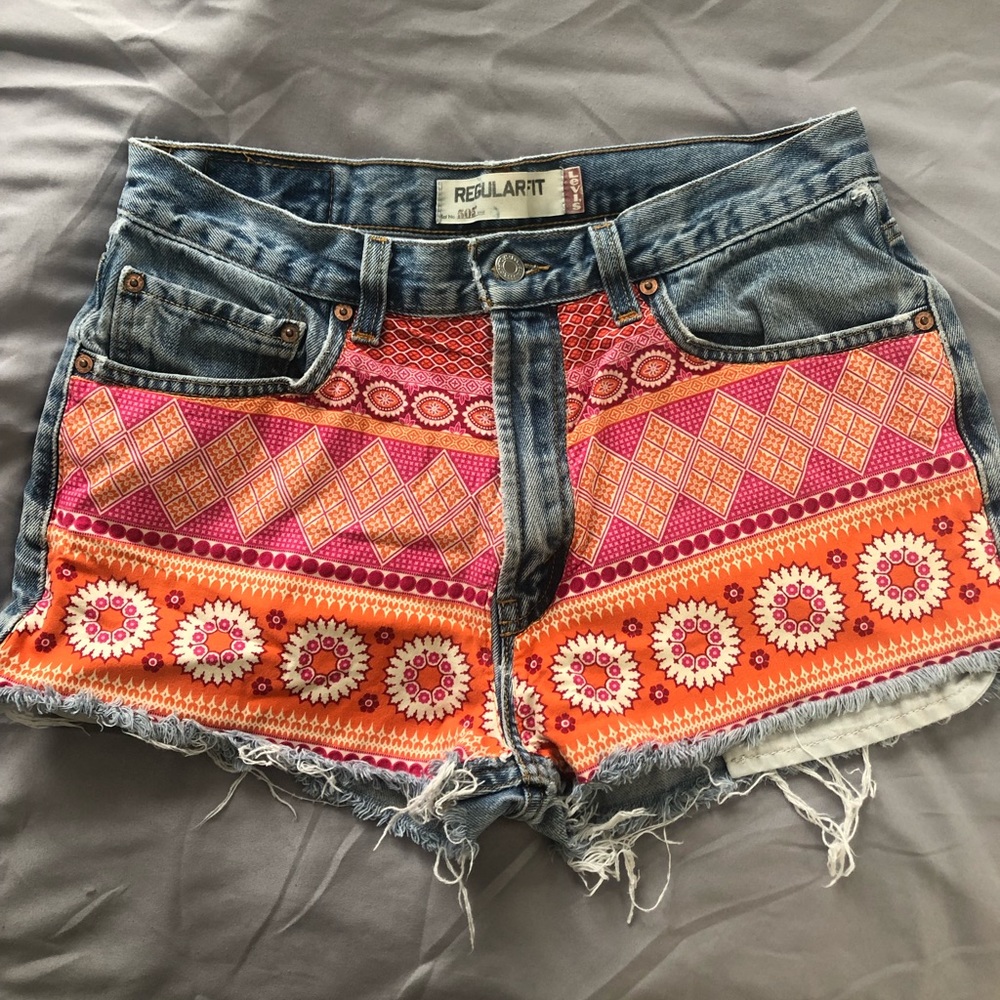 Levi’s denim shorts “Spikes and Seams”